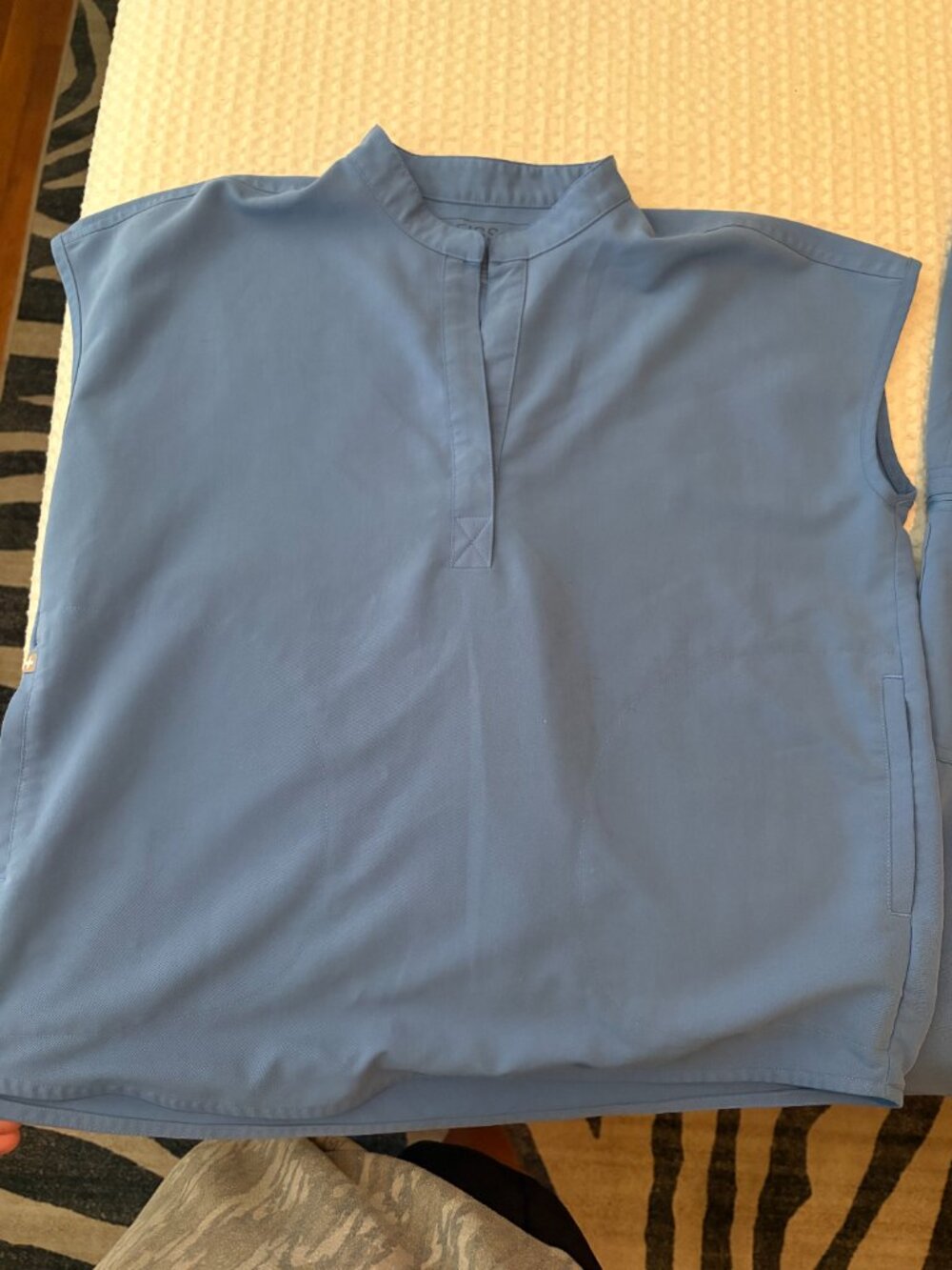 Figs Ceil Blue Rafaela Top in Size XS